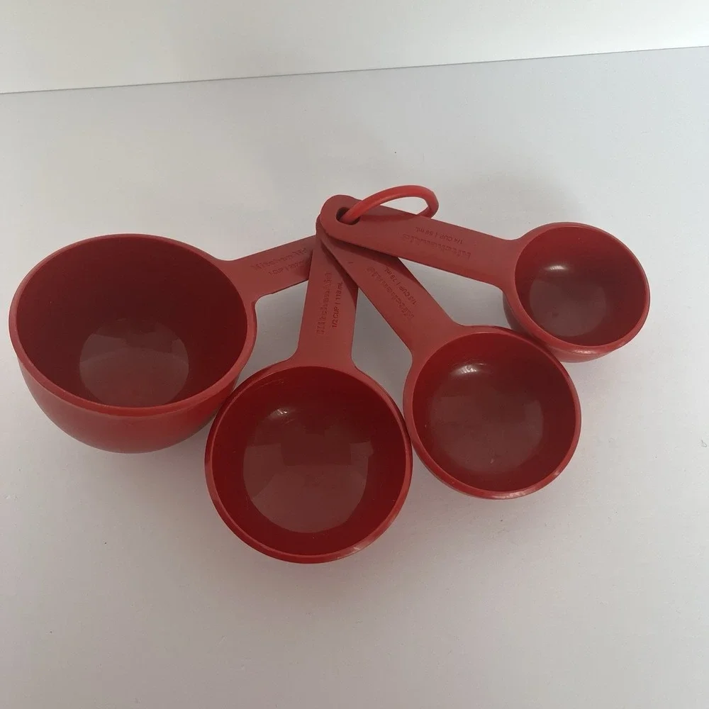 Kitchen Aid Measuring Cups and‎ Spoons Bundle Red EUC Please Read Description